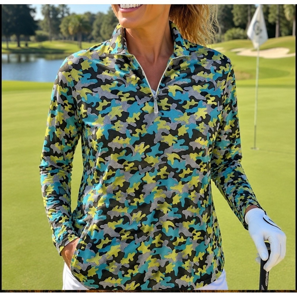 Bette & Court Medium 1/4 Zip Jungle Citron‎ Camo Print Ladies Performance Golf